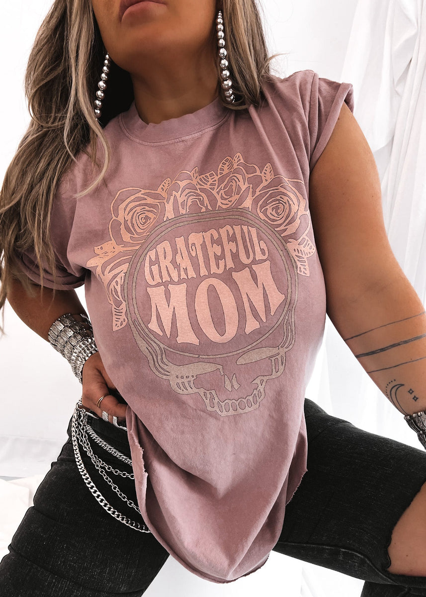 FINAL SALE: GRATEFUL MOM SIDE SLIT TEE – Pebby Forevee