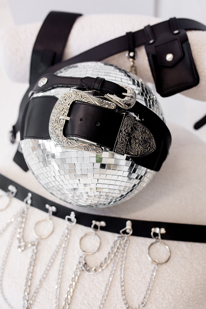 pebby forevee Belt Black/Silver HENDRICK BUCKLE BELT