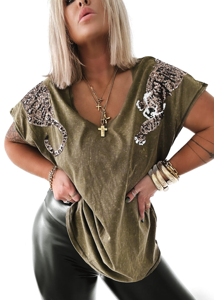 pebby forevee Boutique Top FALL 23 - STRIKE BACK SEQUIN TOP