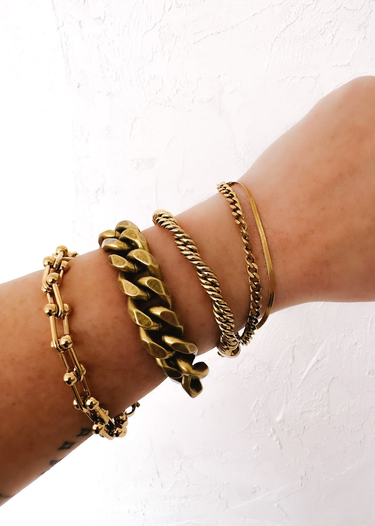 pebby forevee Bracelet Burnished Gold PEBBY STATEMENT CURB CHAIN BRACELET