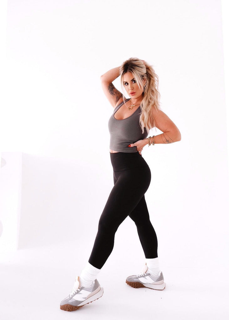 pebby forevee Brami BACK SMOOTHING V-NECK BRAMI