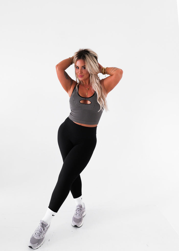 pebby forevee Brami CUT OUT BRAMI