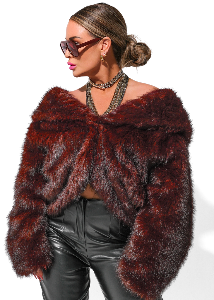 pebby forevee Coat THE SOCIALITE FAUX FUR COAT