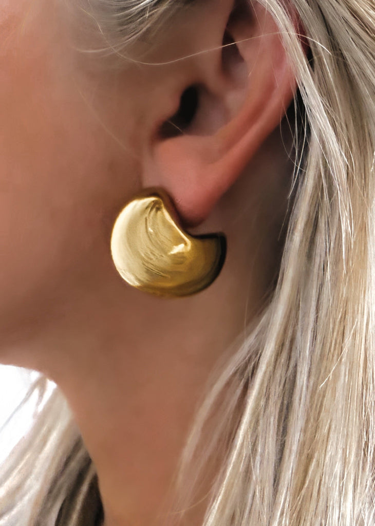 pebby forevee Earring Gold CASUAL OUTING WATER RESISTANT EARRINGS