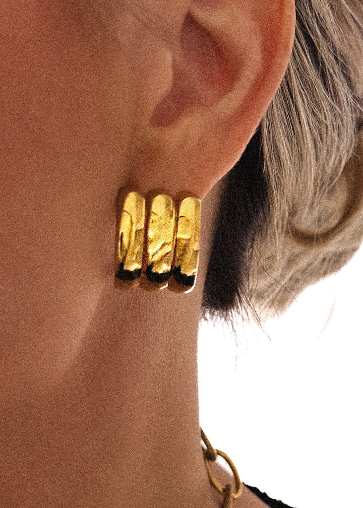 pebby forevee Earring Gold CLAUDE WATER RESISTANT EARRINGS