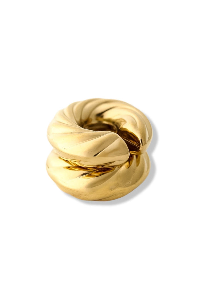 pebby forevee Earring Gold PLOT TWIST WATER RESISTANT EAR CUFF