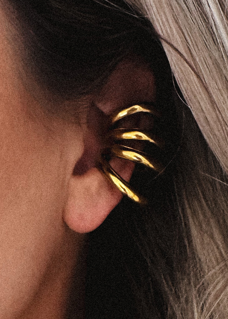 pebby forevee Earring Gold SINCLAIR WATER RESISTANT EAR CUFF