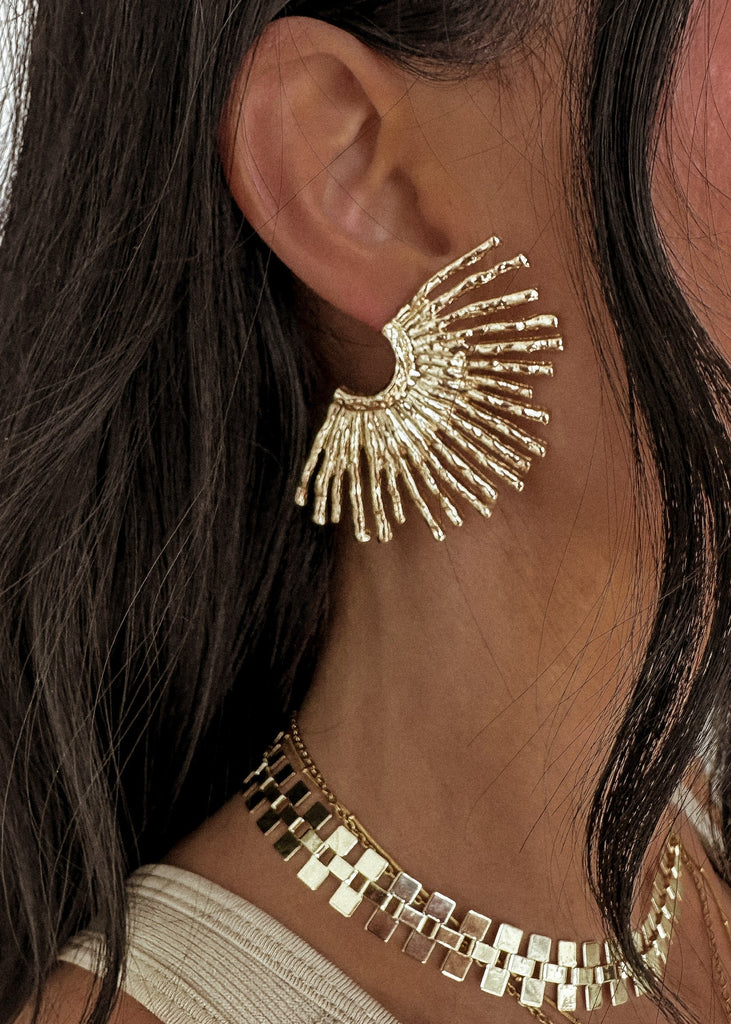 pebby forevee Earring Gold SUTTON STATEMENT EARRINGS