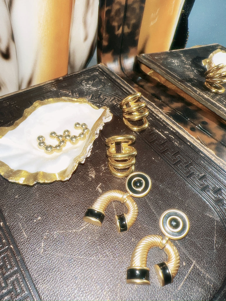 pebby forevee Earring Gold TIME BOMB STATEMENT EAR CUFF