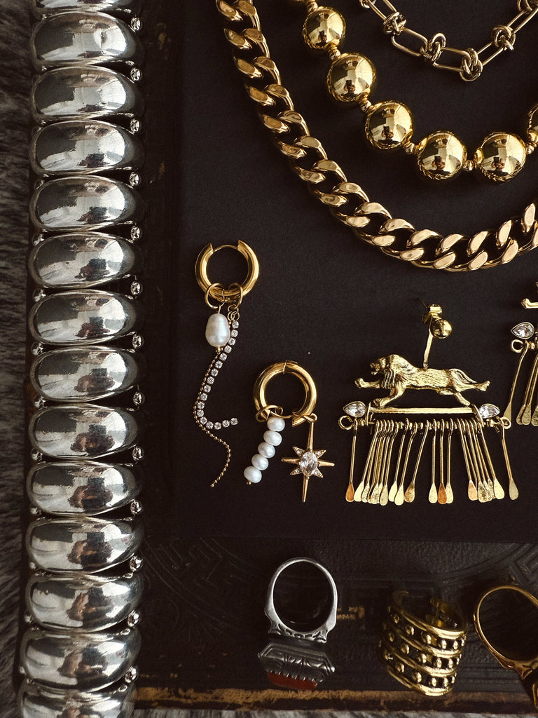 pebby forevee Earring Gold TWYLA WATER RESISTANT HOOP EARRINGS