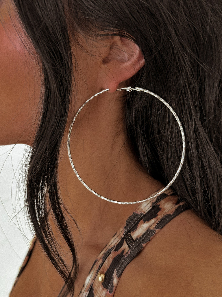 pebby forevee Earring Silver BOMBSHELL STATEMENT HOOP EARRINGS