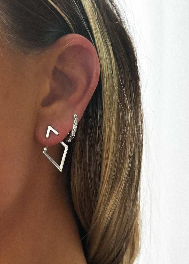 pebby forevee Earring Silver ELLIE WATER RESISTANT EAR HUGGIES