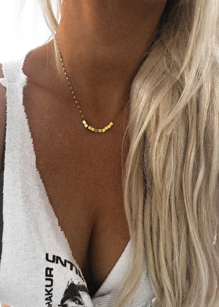pebby forevee Necklace Gold BLOCKED OUT WATER RESISTANT NECKLACE