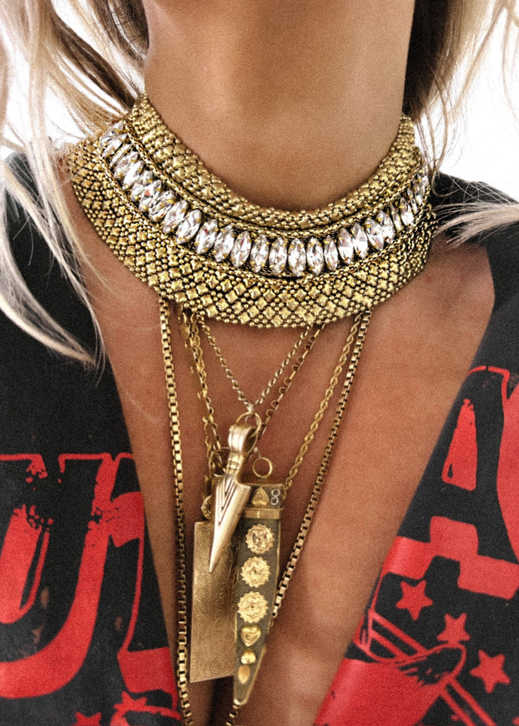 pebby forevee Necklace Gold CRUCIAL STATEMENT CHOKER NECKLACE