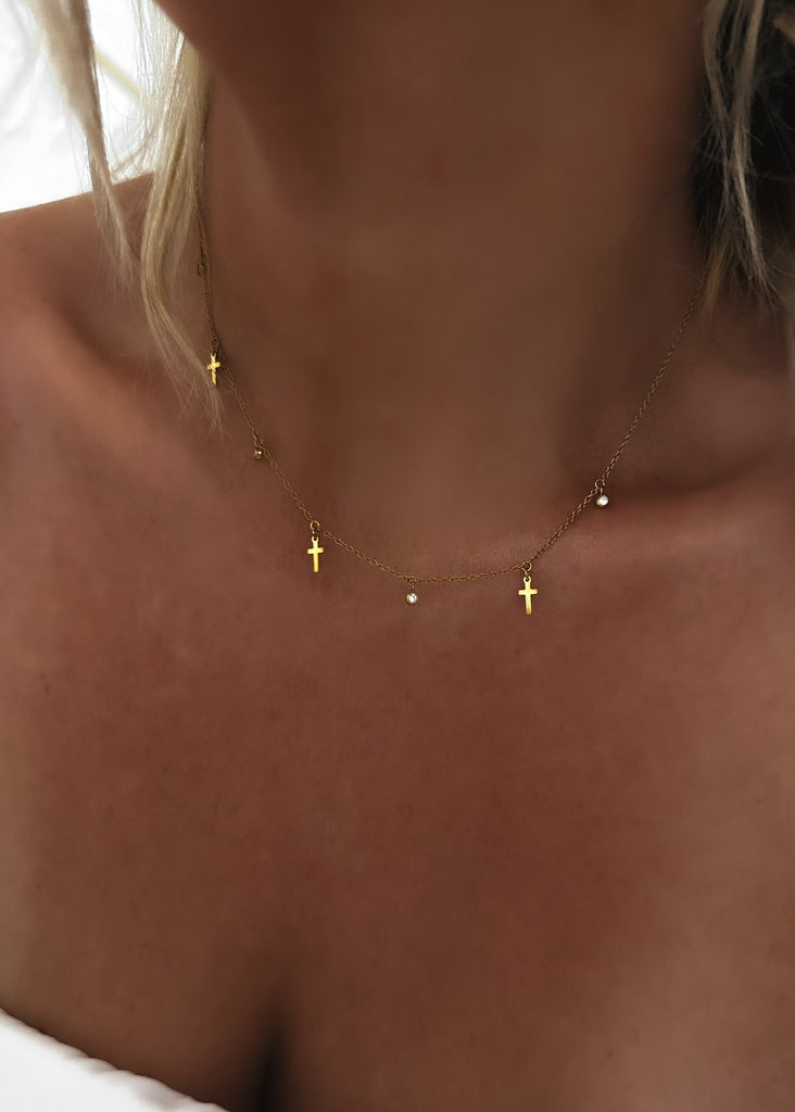 pebby forevee Necklace Gold DAVINA WATER RESISTANT NECKLACE