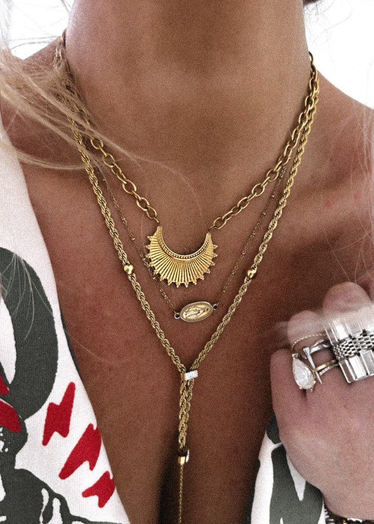 pebby forevee Necklace Gold LUNA WATER RESISTANT NECKLACE