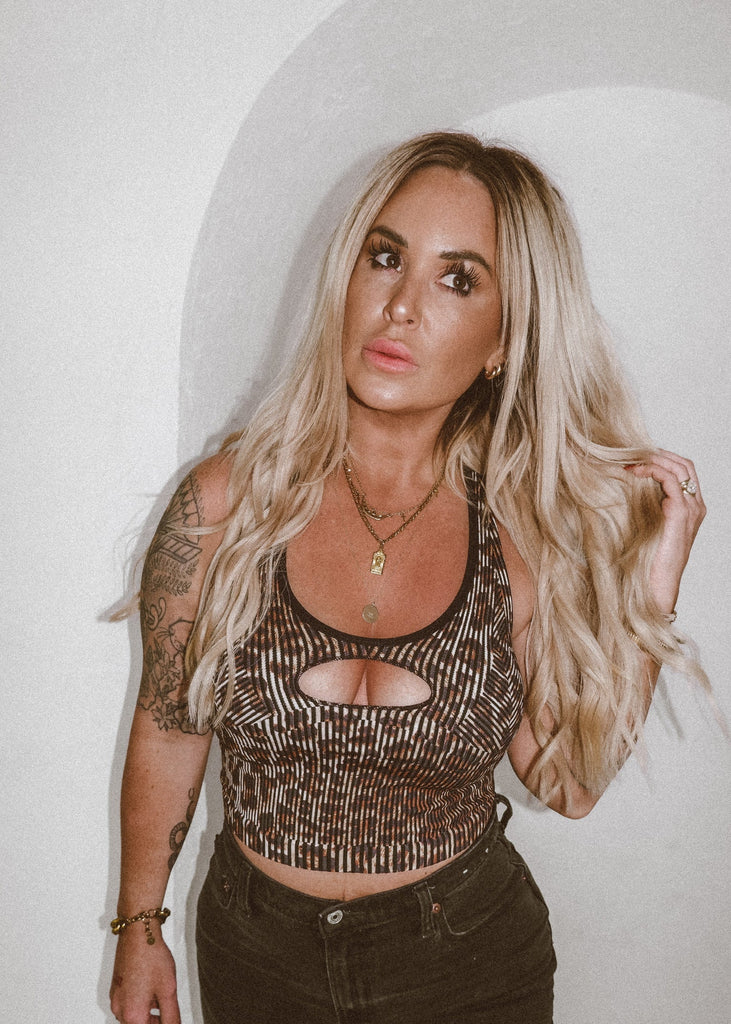 pebby forevee Necklace Gold MOTHER MARY WATER RESISTANT NECKLACE