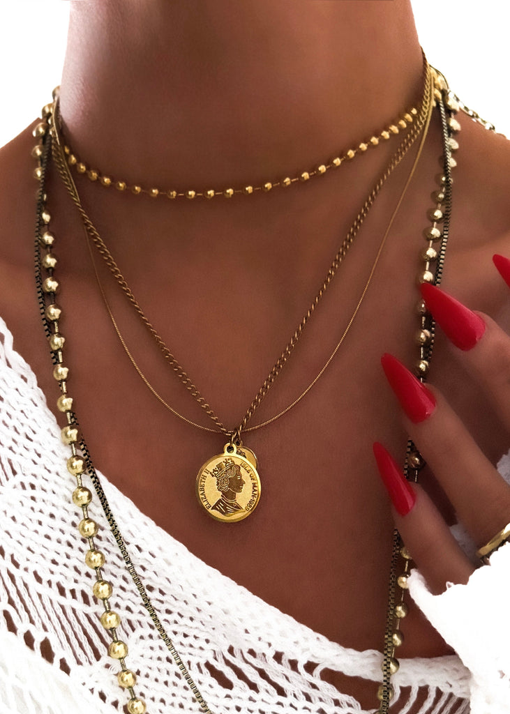 pebby forevee Necklace Gold ROYALTY LAYERED WATER RESISTANT NECKLACE SET