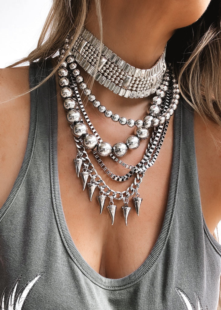 pebby forevee Necklace Silver CREDITED STATEMENT CHOKER NECKLACE