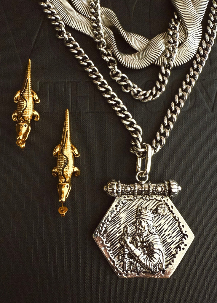 pebby forevee Necklace Silver UNTAMED REIGN STATEMENT NECKLACE