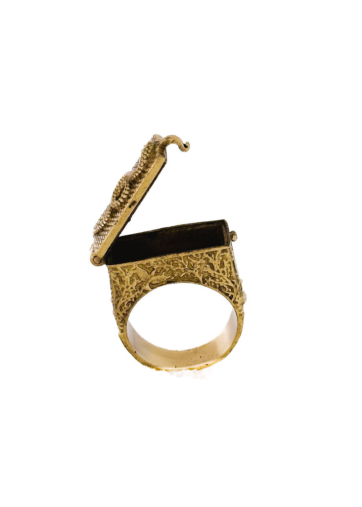 pebby forevee Ring Gold / 7 KEEPING SECRETS STATEMENT RING