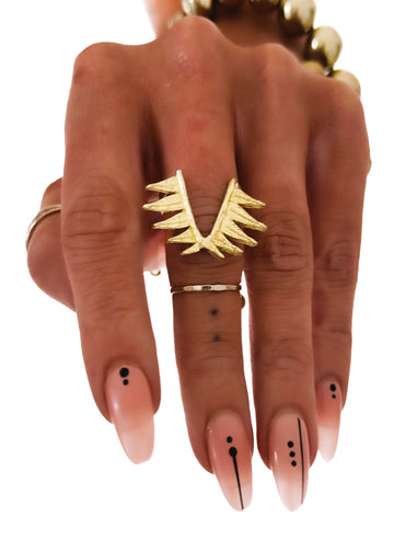 pebby forevee Ring Gold / 9 WINGED STATEMENT RING