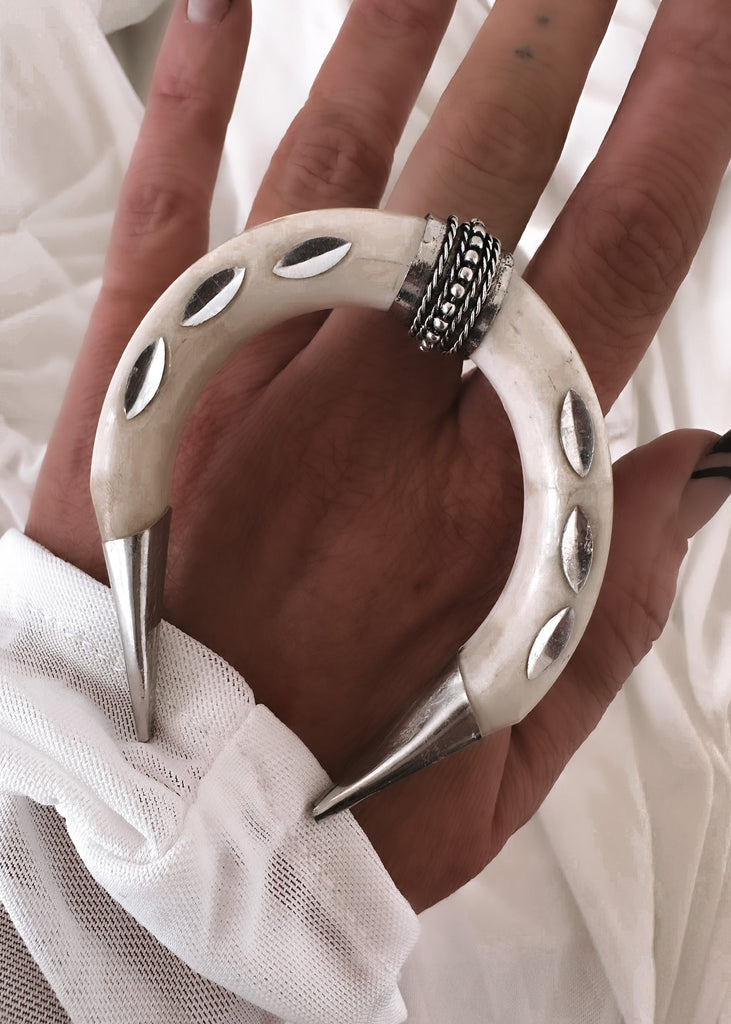 pebby forevee Ring Silver / Ivory TRIED AND TRUE STATEMENT RING