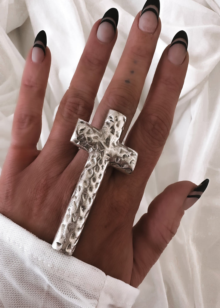 pebby forevee Ring Silver OVERSIZED CROSS STATEMENT RING