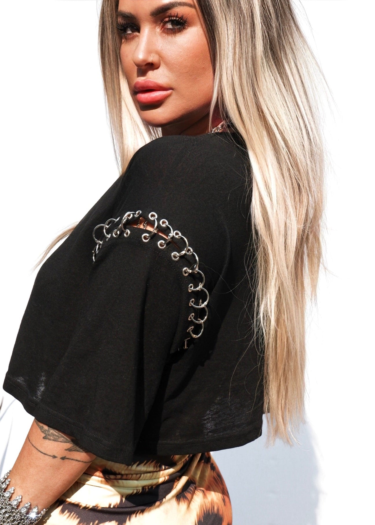 pebby forevee Short Sleeve Top CHAIN REACTION SHORT SLEEVE TOP