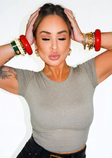 pebby forevee Short Sleeve Top NIGHT AND DAY RIBBED CROP TOP