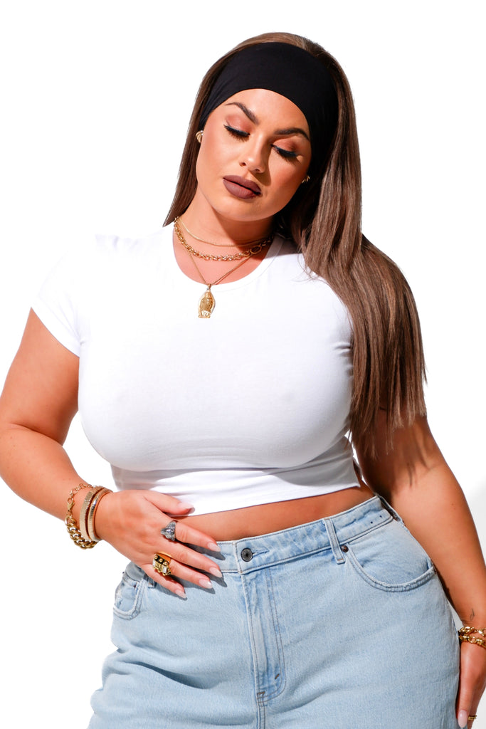 pebby forevee Short Sleeve Top SIDE SLIT BABY TEE