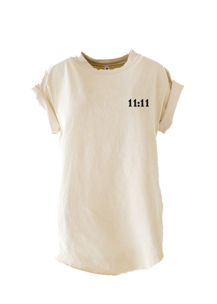 pebby forevee Side Slit Tee 11:11 ANGEL NUMBERS SIDE SLIT TEE