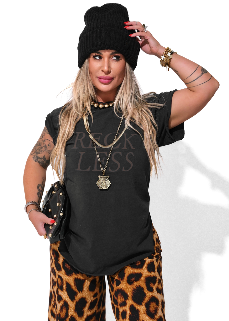 pebby forevee Side Slit Tee 90's RECKLESS SIDE SLIT TEE