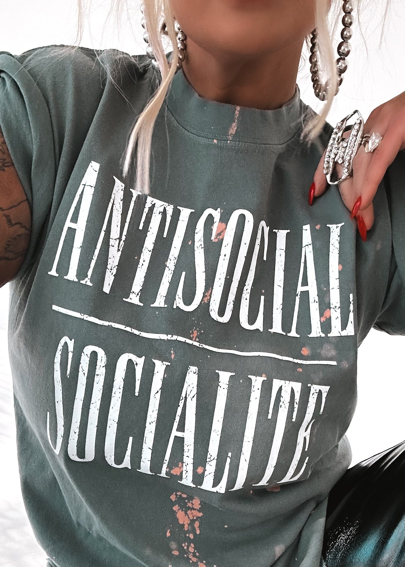 pebby forevee Side Slit Tee ANTISOCIAL SOCIALITE BLEACHED OUT SIDE SLIT TEE