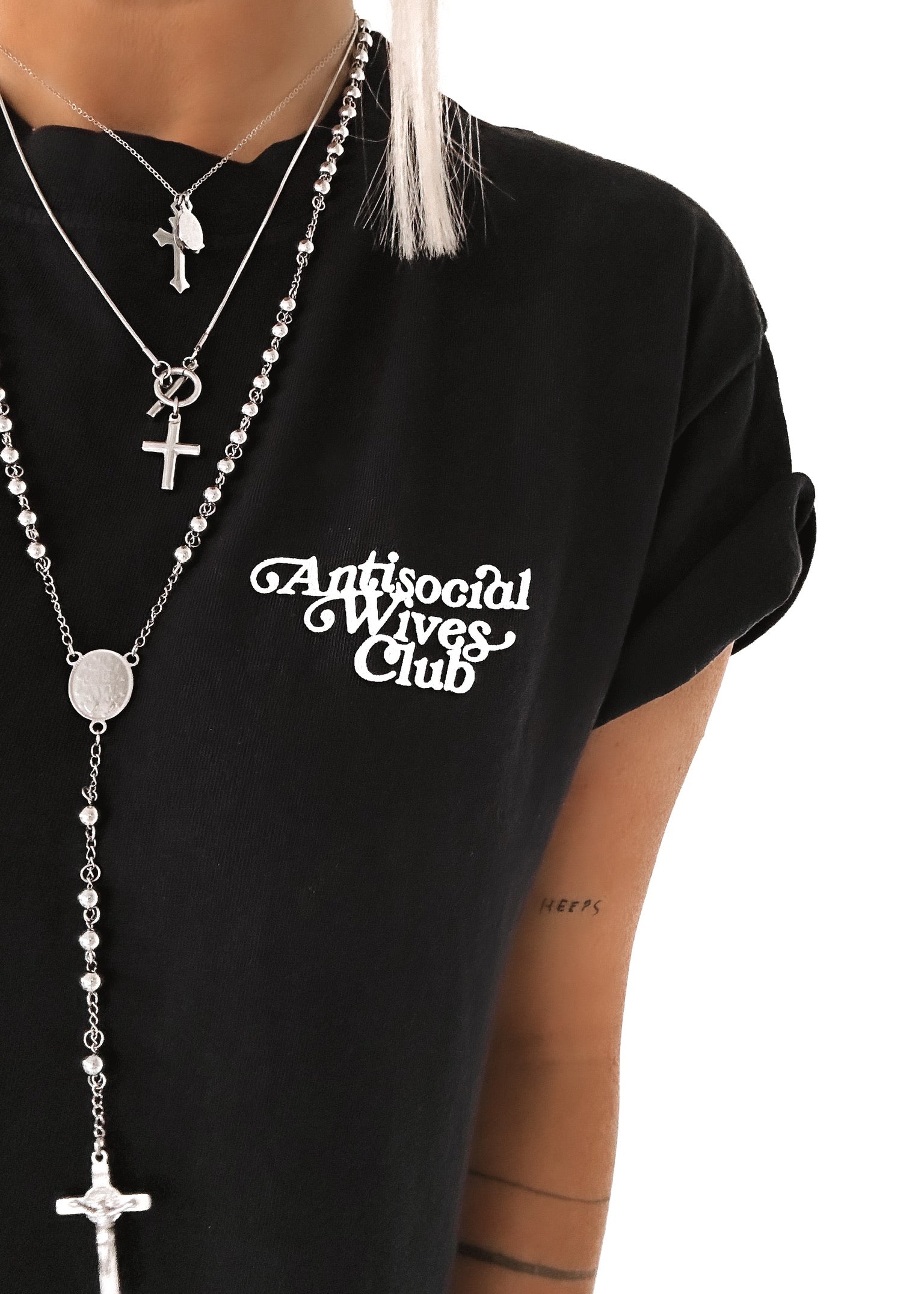 ANTISOCIAL WIVES CLUB SIDE SLIT TEE – Pebby Forevee