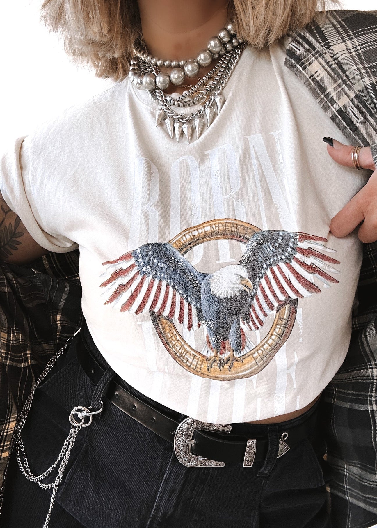 pebby forevee Side Slit Tee BORN FREE EAGLE SIDE SLIT TEE