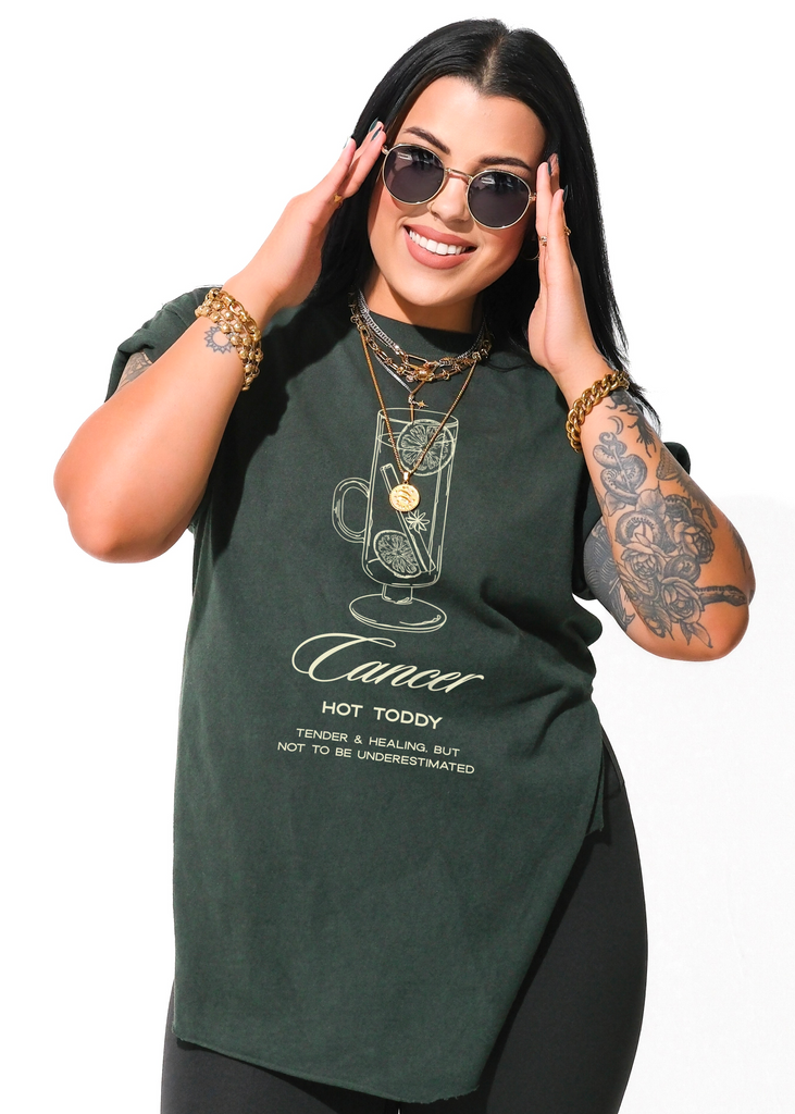 pebby forevee Side Slit Tee CANCER COCKTAIL SIDE SLIT TEE