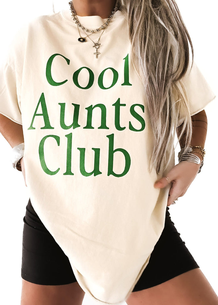 pebby forevee Side Slit Tee COOL AUNTS CLUB SIDE SLIT TEE
