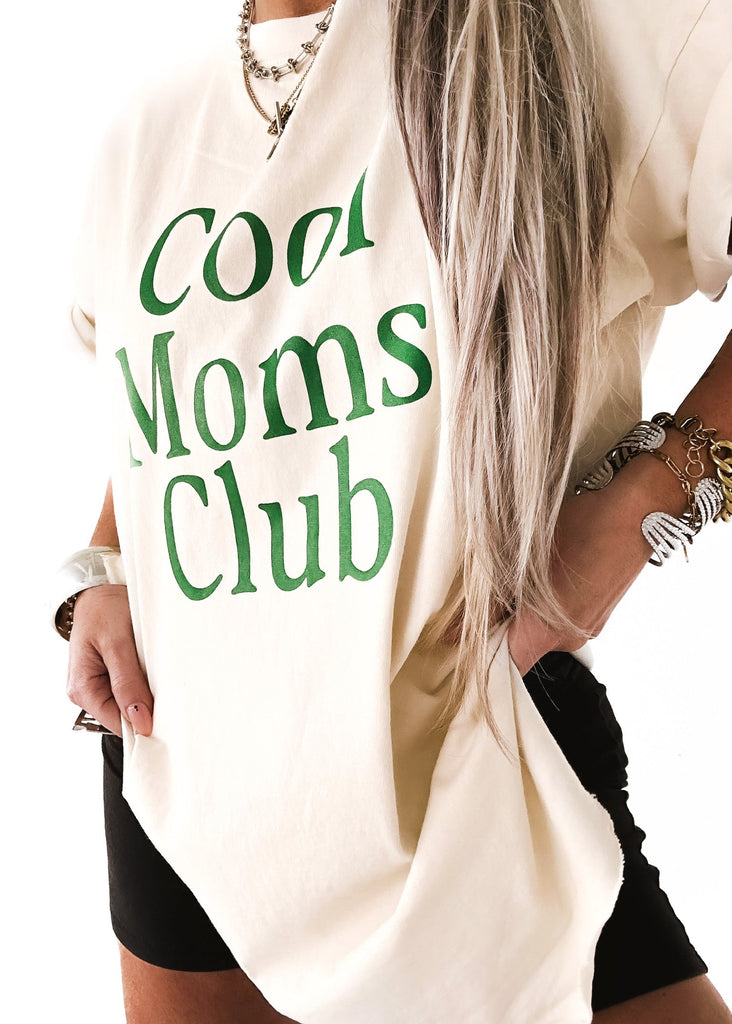 pebby forevee Side Slit Tee COOL MOMS CLUB SIDE SLIT TEE