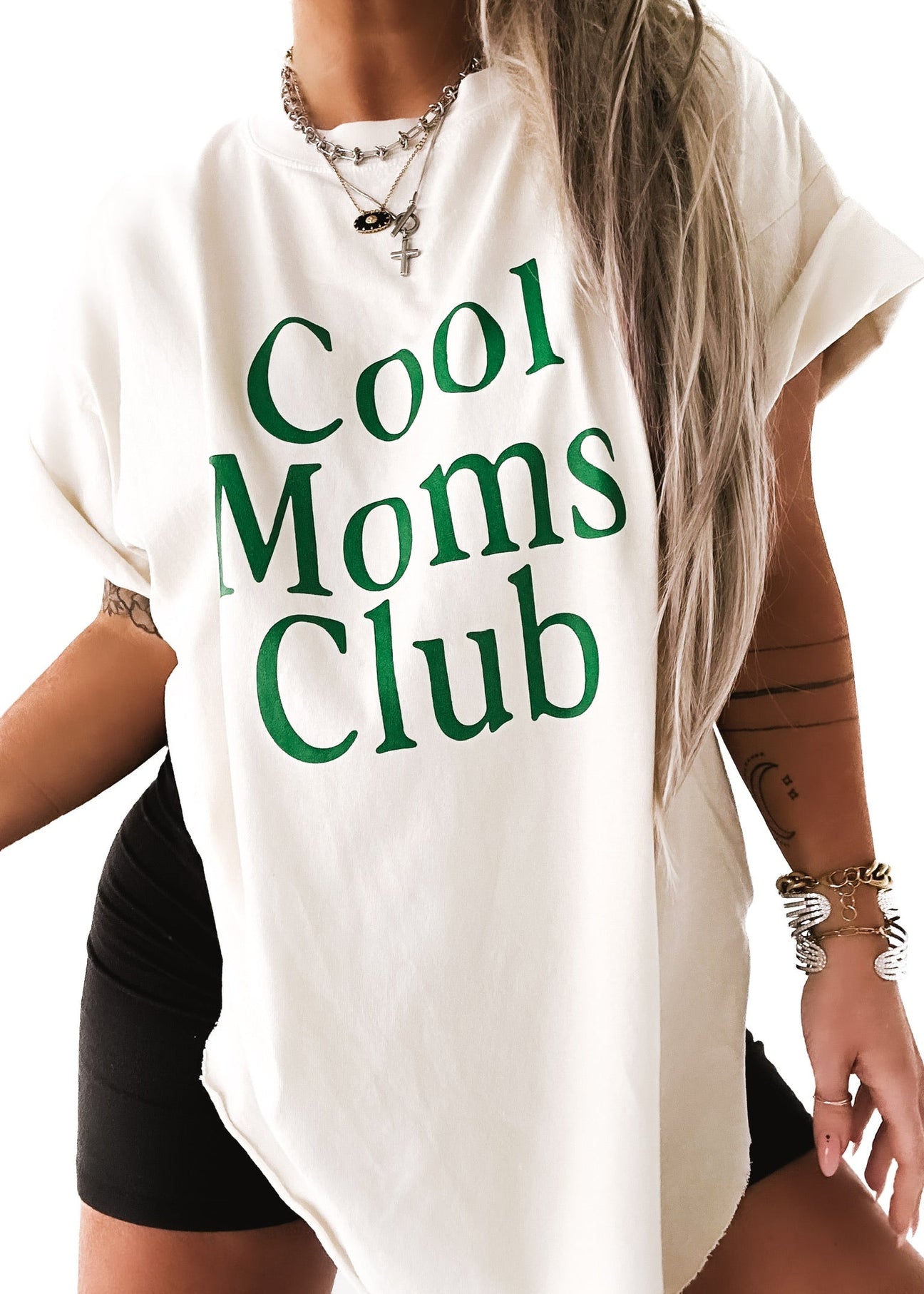 pebby forevee Side Slit Tee COOL MOMS CLUB SIDE SLIT TEE