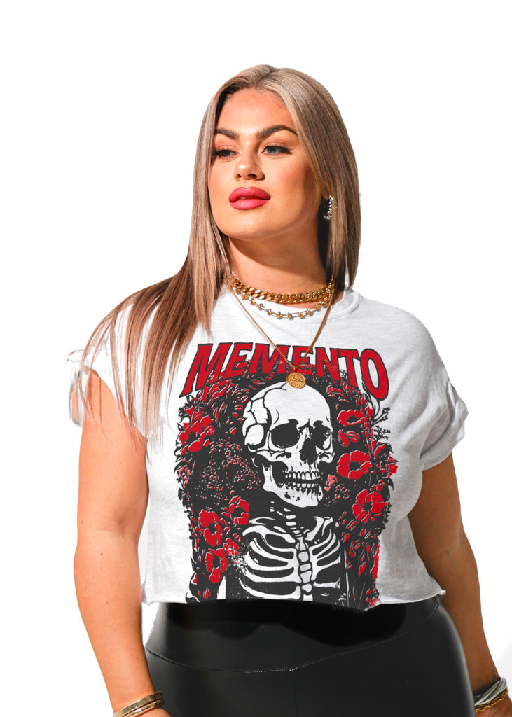 pebby forevee Side Slit Tee CROPPED MEMENTO MORI GRAPHIC TEE