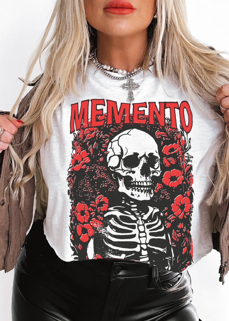 pebby forevee Side Slit Tee CROPPED MEMENTO MORI GRAPHIC TEE