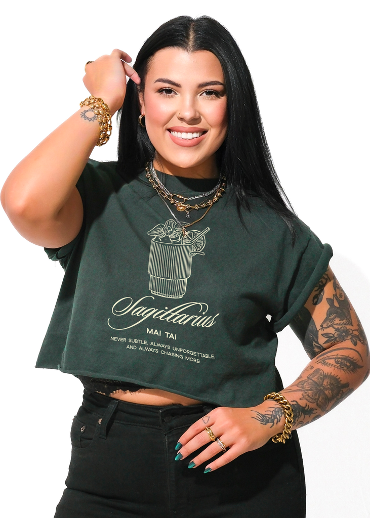 pebby forevee Side Slit Tee CROPPED SAGITTARRIUS COCKTAIL GRPAHIC TEE