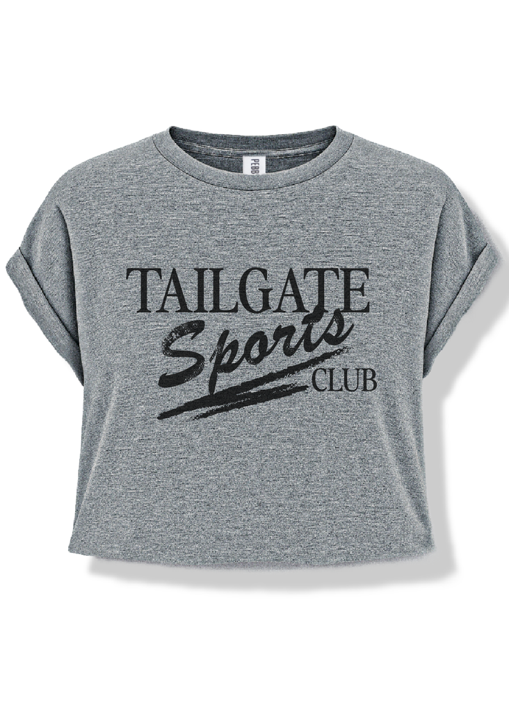 pebby forevee Side Slit Tee CROPPED TAILGATE SPORTS CLUB (BLACK) GRAPHIC TEE