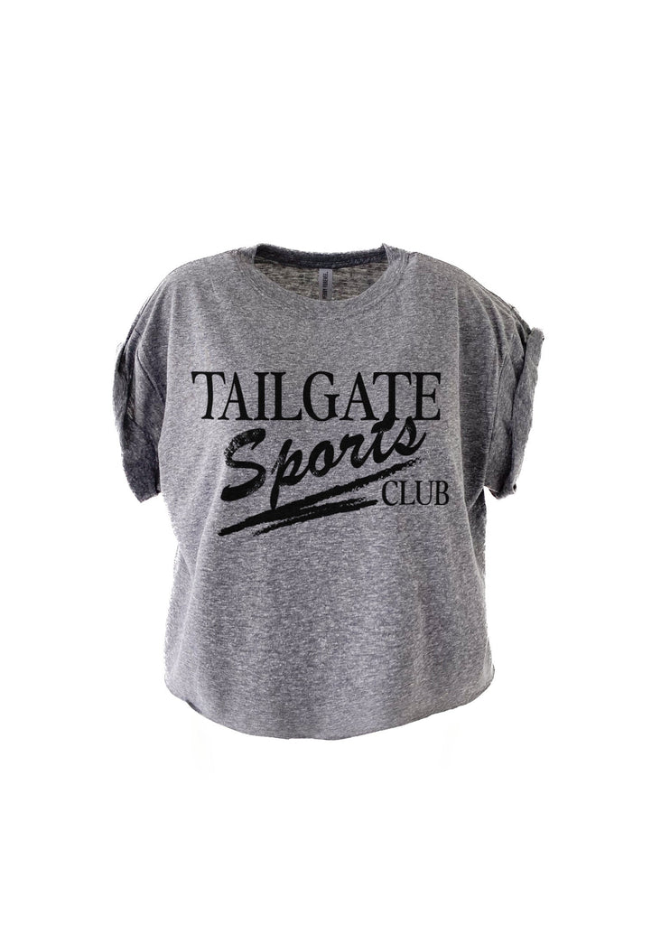 pebby forevee Side Slit Tee CROPPED TAILGATE SPORTS CLUB (BLACK) GRAPHIC TEE