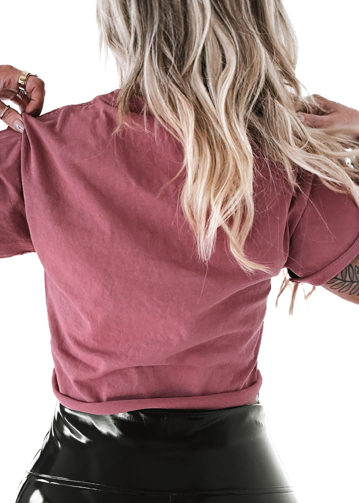 pebby forevee Side Slit Tee CROPPED THE EASILY DISTRACTED CLUB GRAPHIC TEE