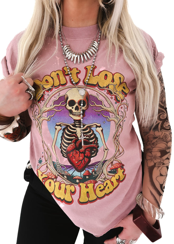 pebby forevee Side Slit Tee DON'T LOSE YOUR HEART BLEACHED OUT SIDE SLIT TEE