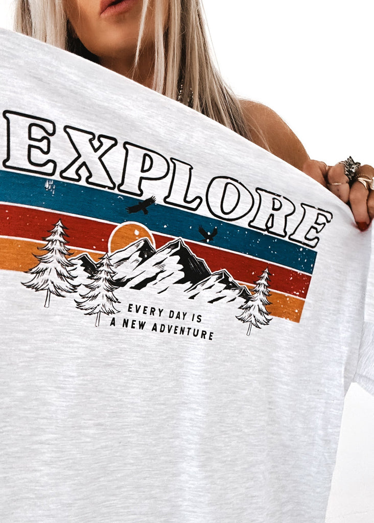 pebby forevee Side Slit Tee EXPLORE SIDE SLIT TEE