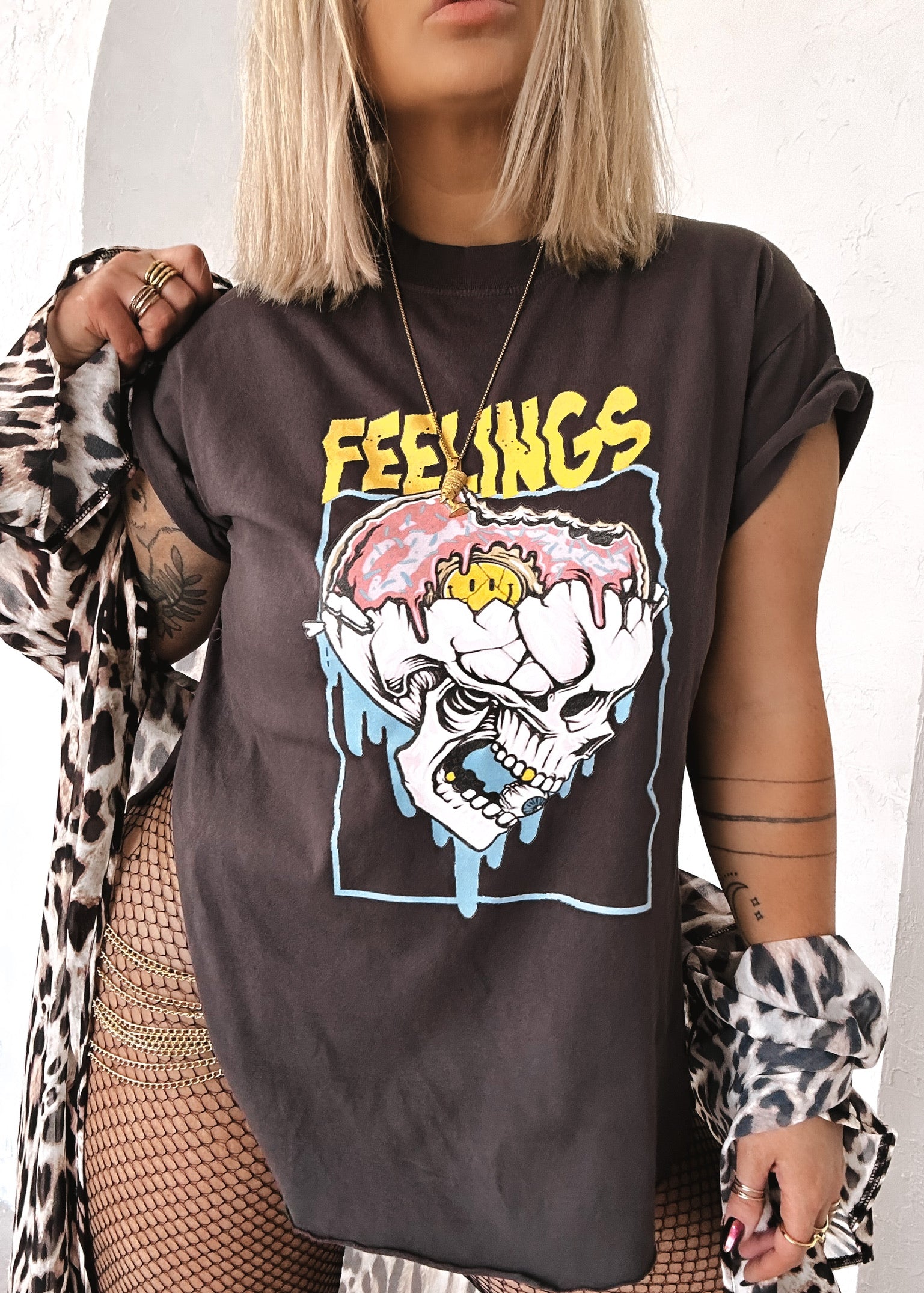 F*CK FEELINGS SIDE SLIT TEE