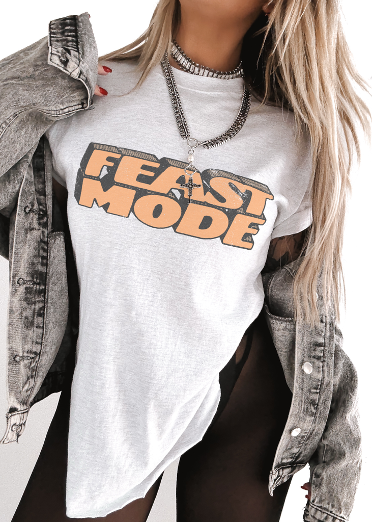 pebby forevee Side Slit Tee FEAST MODE SIDE SLIT TEE
